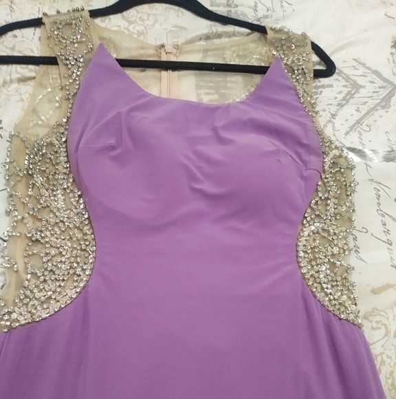 👸🏽Lilac Bling Prom Dress/Evening Gown - Picture 3 of 5